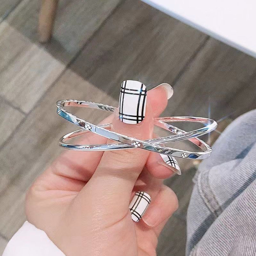 Silver Plated Double Hoop Clover Bracelet