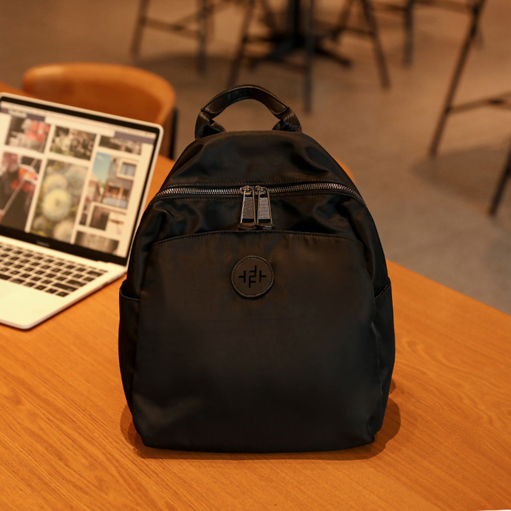 Lightweight Minimalist Oxford Travel Backpack for Women